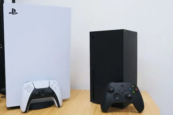 PS5 vs Xbox Series X