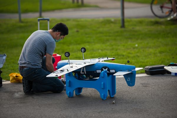 Choosing Between Fixed-Wing And Rotary-Wing