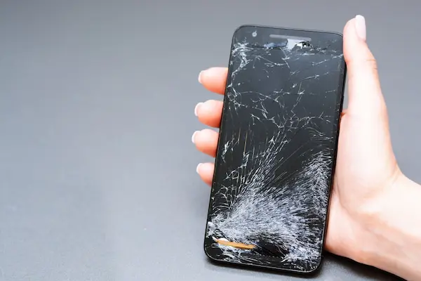Phone Can Crack So Easily