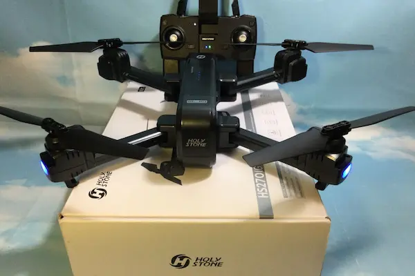 Holy Stone HS270